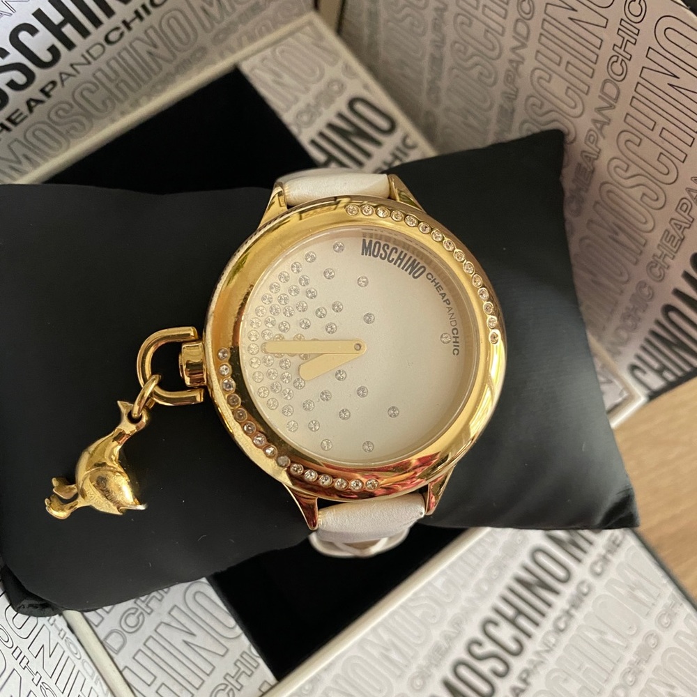 MOSCHINO CHEAPANDCHIC Luisa Watch | Leather White Strap